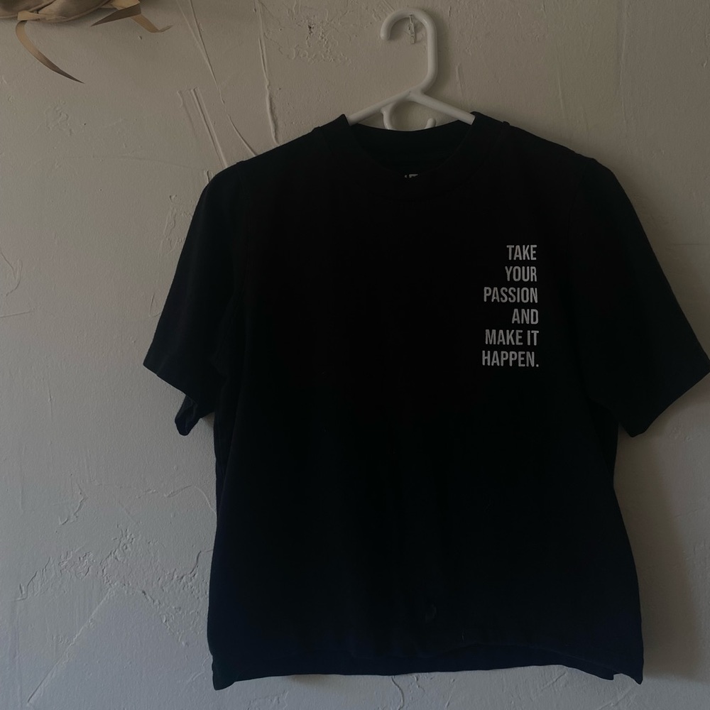 UNIQLO FLASHDANCE UNISEX TEE